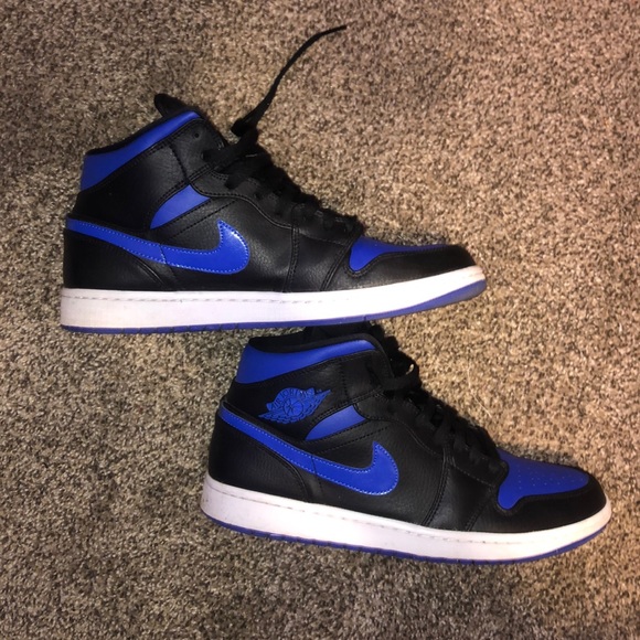 jordan mid royal blue